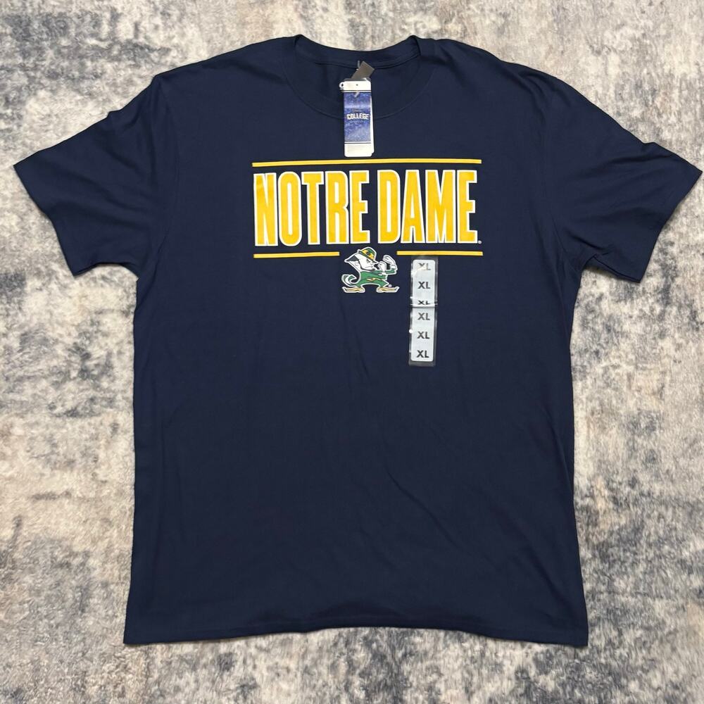 NWT Captivating NCAA Notre Dame Fighting Irish T-Shirt Mens XL Navy Blue